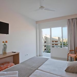 Habitación Superior con 2 Camas Individuales
